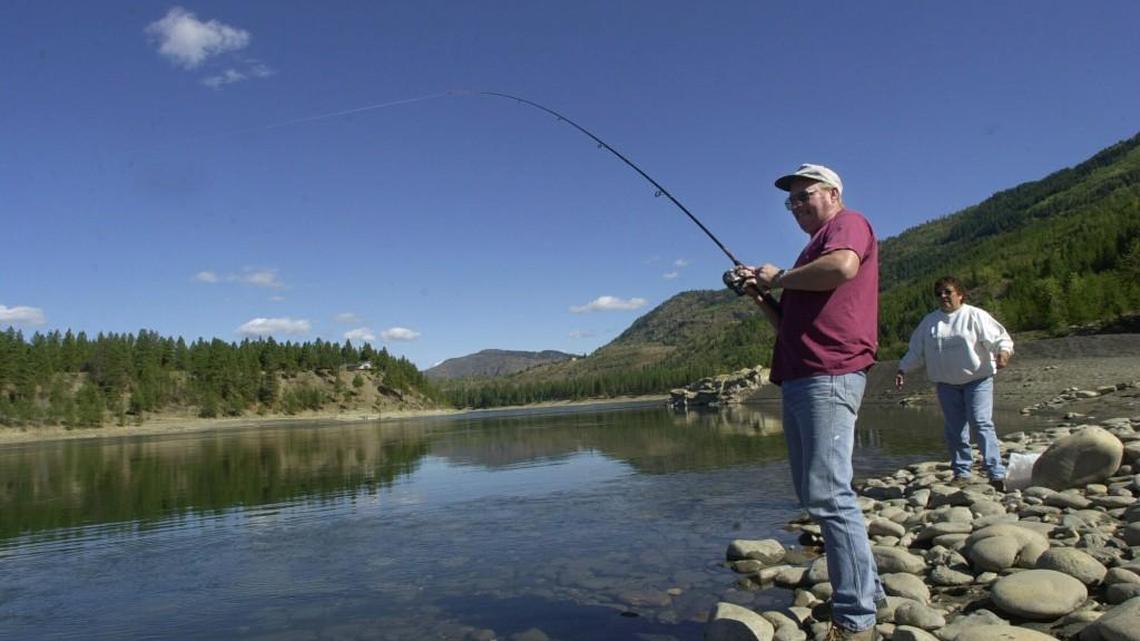 Major rule changes at Lake Roosevelt, razor clam dig Dec. 30-31