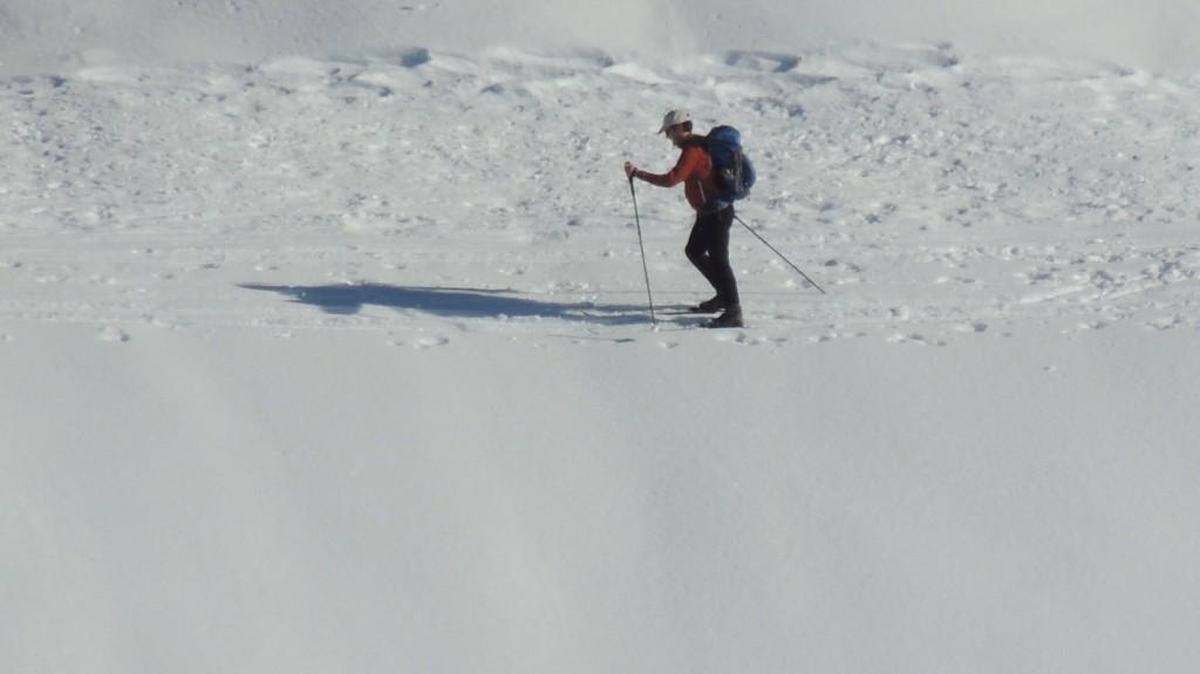 The Paradise Valley Road is a good place to cross-country ski or take a snowshoe walk at Mount Rainier National Park.
