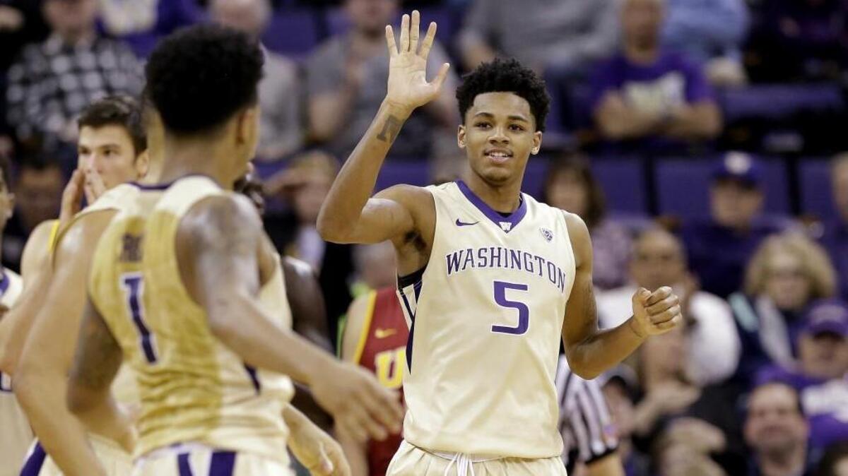 Washington’s Dejounte Murray leads all Pac-12 freshman with 15.2 points per game.