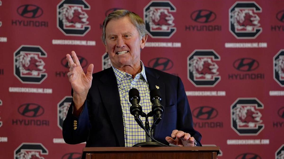 
Steve Spurrier had not had a losing season in college since 1987 at Duke, his first year as a head coach.
