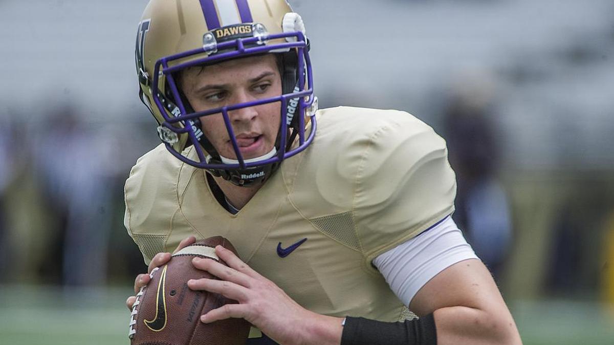 
Washington Huskies true freshman quarterback Jake Browning holds the record for most touchdown passes in high school (229).

