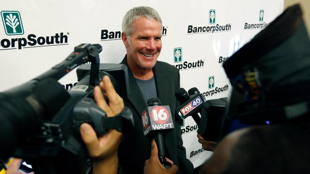 Former NFL quarterback Brett Favre presided over one of Southern Mississippi’s best stretches of football when he played for the college from 1987-90. Southern Miss faces Washington in the Heart of Dallas Bowl on Saturday.