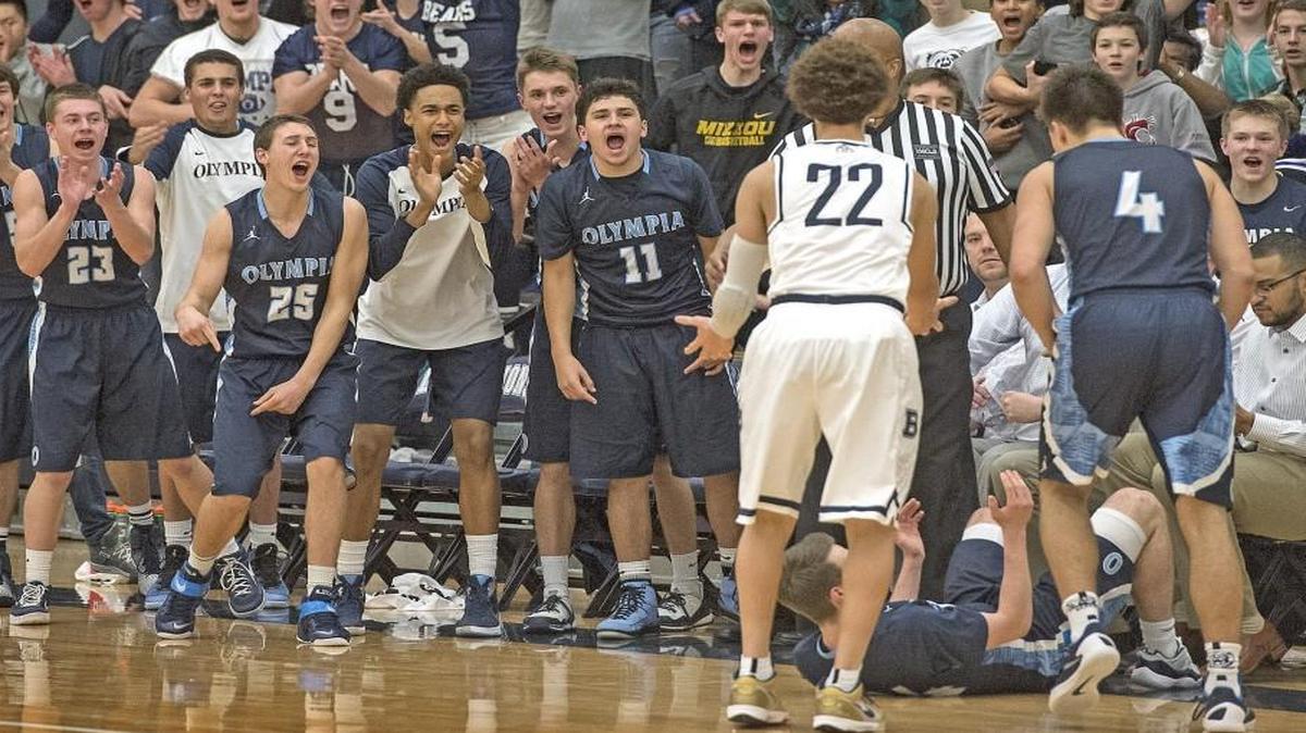 The Olympia bench and the Bears supporters gave it to Bellarmine Prep star Malachi Flynn on Friday when he complained to a referee about a call.