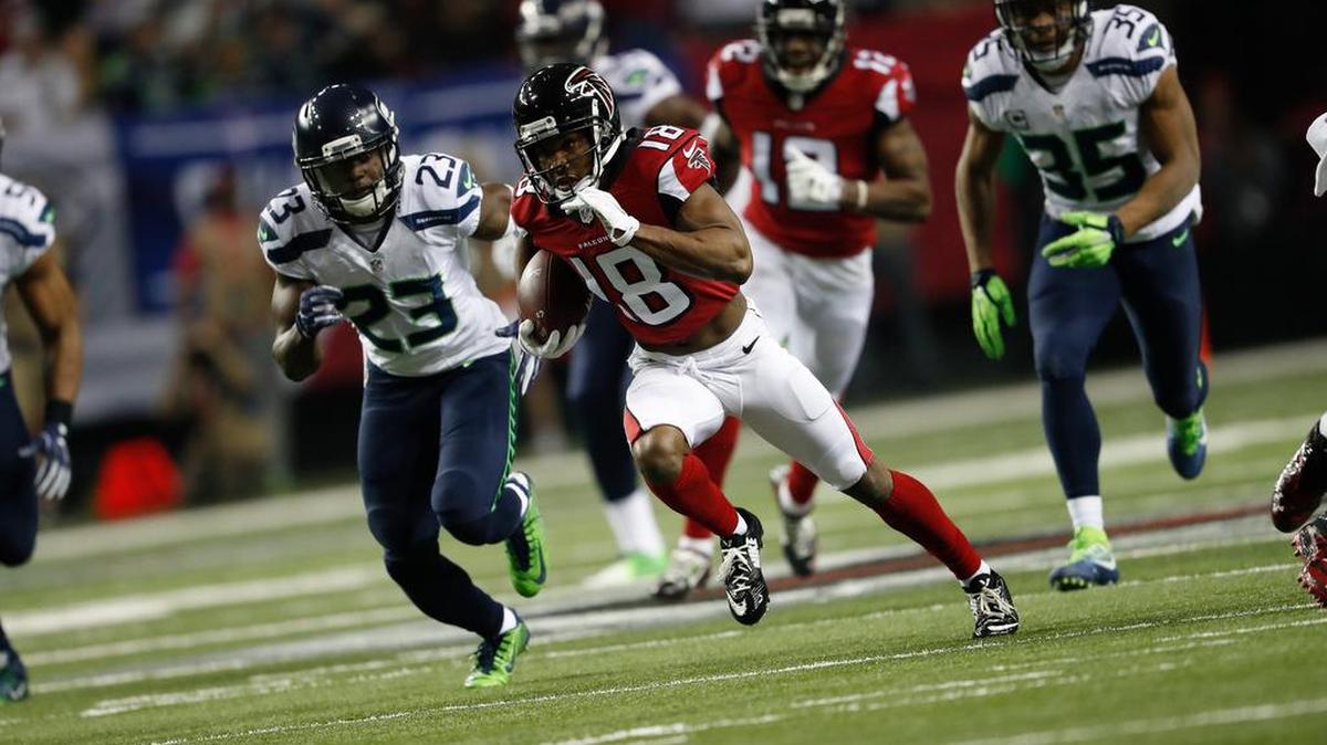 Atlanta wide receiver Taylor Gabriel (18) runs downhill against Seattle during the first half on Saturday. By and large, the Falcons didn’t count on big plays to win.