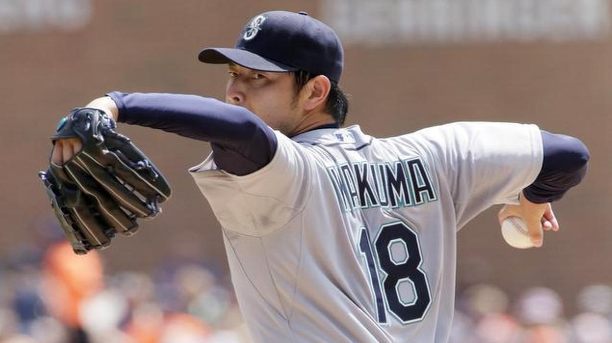 
Seattle Mariners' Hisashi Iwakuma pitches against the Detroit Tigers during the first inning of a baseball game Thursday, July 23, 2015, in Detroit.
