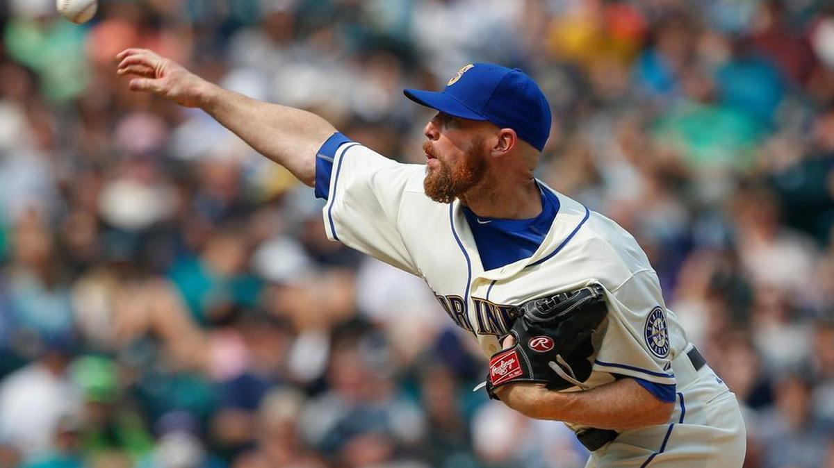 
Seattle Mariners pitcher Logan Kensing arrived at Safeco Field during the second inning Sunday but was brought into the game against the Chicago White Sox in the sixth inning.
