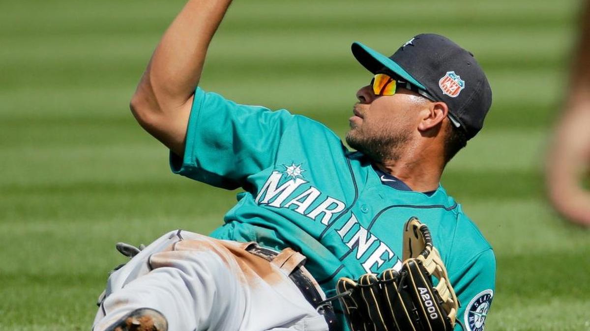 Stefen Romero is trying to grab a spot on the Mariners’ roster.