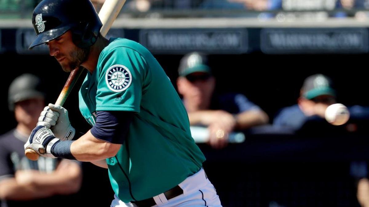 Mitch Haniger will test his recovery from a strained right oblique muscle this weekend in batting practice and, barring setbacks, could begin a minor-league rehab assignment next week.
