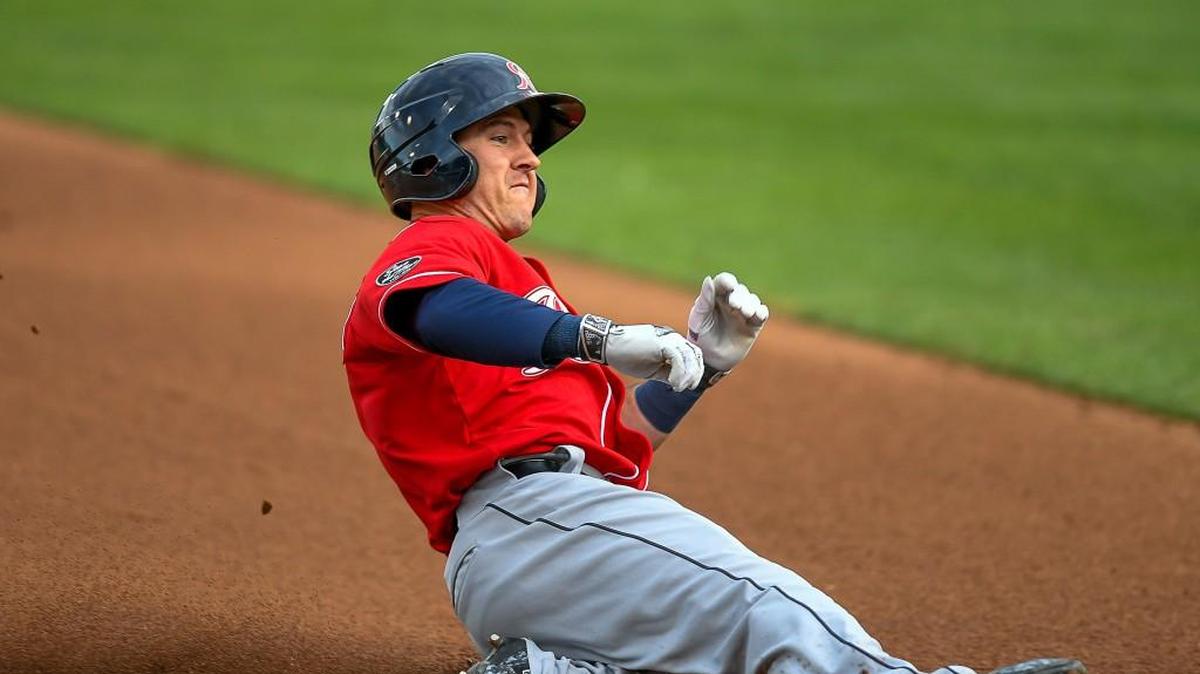 The Mariners promoted outfielder Daniel Robertson from Triple-A Tacoma prior to Tuesday’s game — and put him immediately into the lineup against Houston ace Dallas Keuchel.