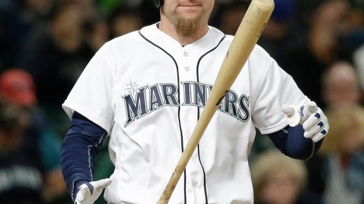 Mariners first baseman Adam Lind is still trying to get a handle on things at the plate.