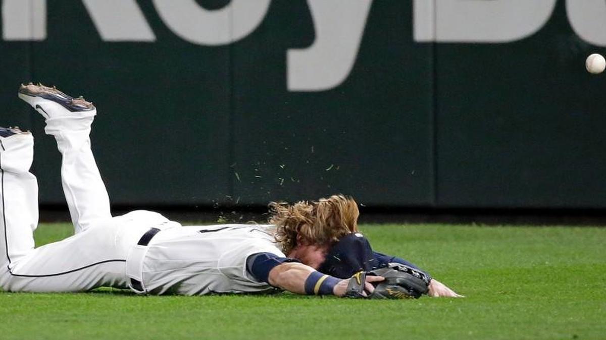 Right fielder Ben Gamel and the Mariners made some costly mistakes Tuesday in a 6-4 loss to the Angels in 11 innings.