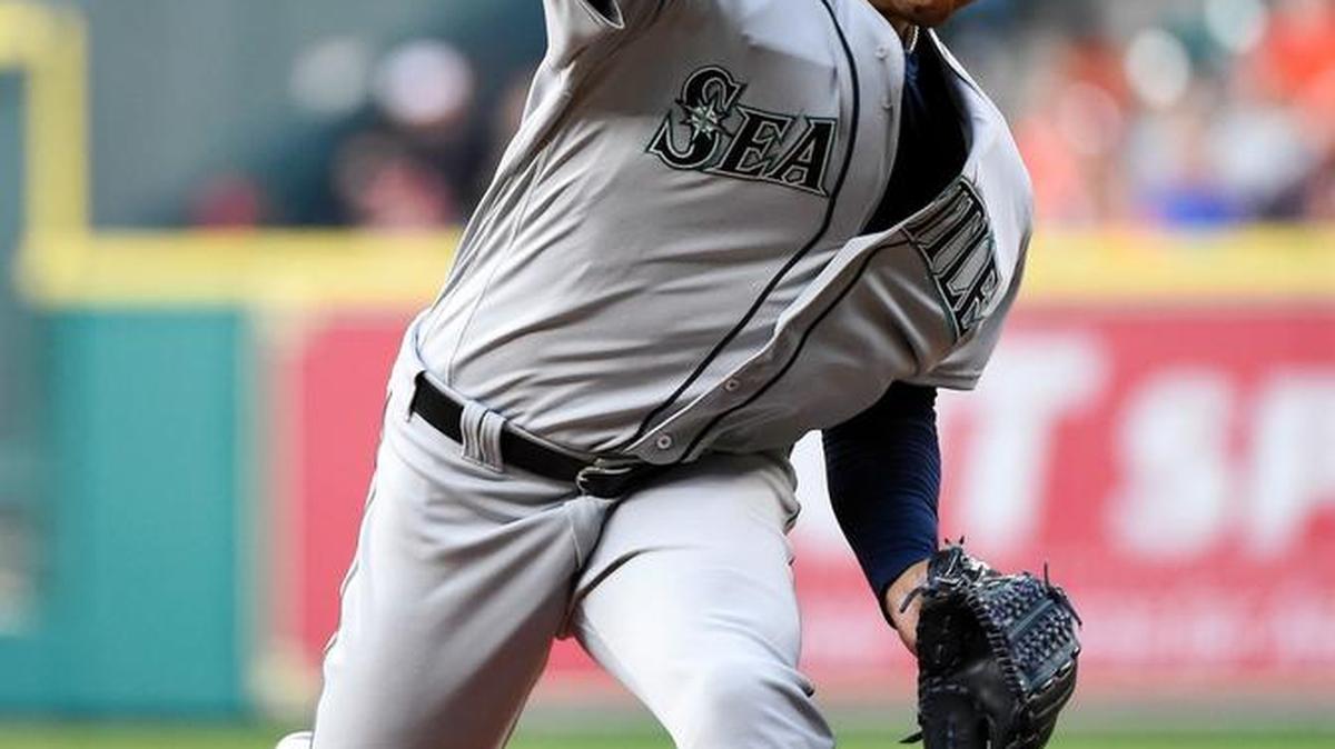 Mariners starter Taijuan Walker lasted just two innings Friday night before leaving the game due to a spasm on the left side of his neck.