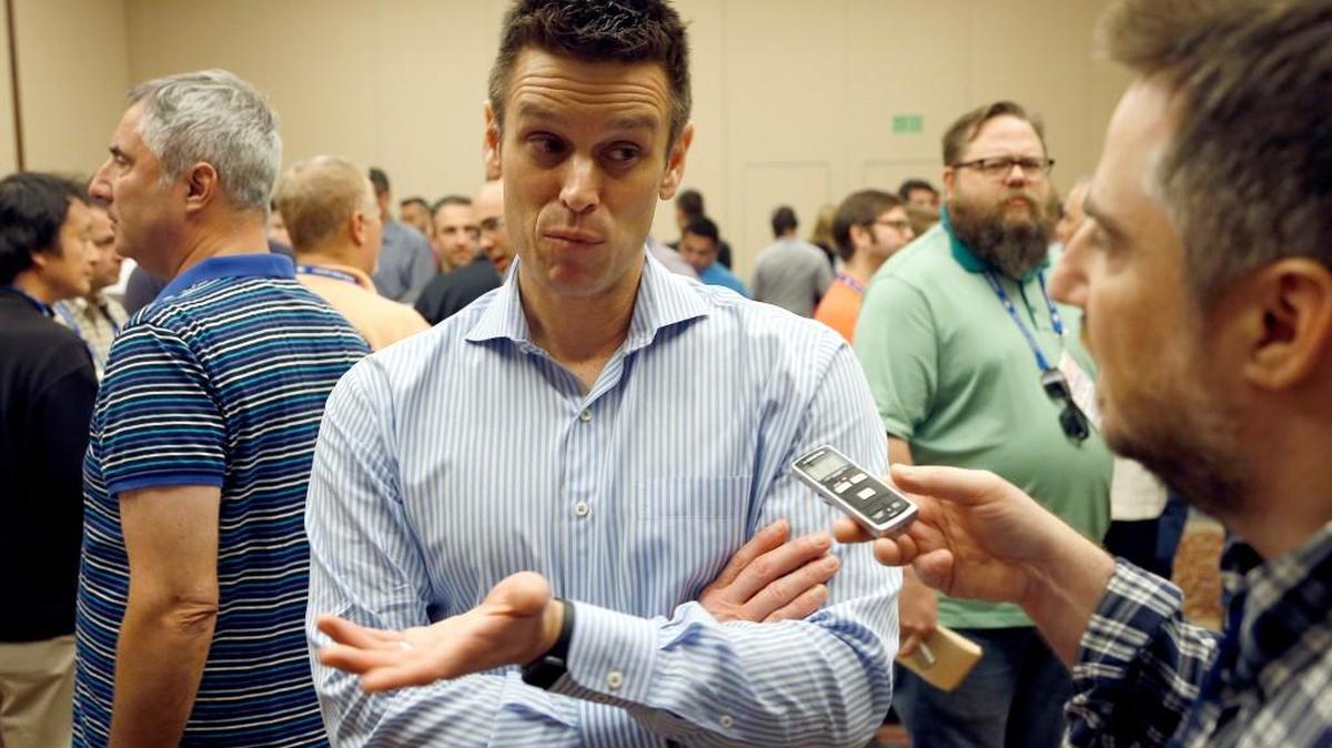 Mariners general manager Jerry Dipoto pulled off trades last week at the start and the conclusion of the annual GM meetings in Scottsdale, Ariz.