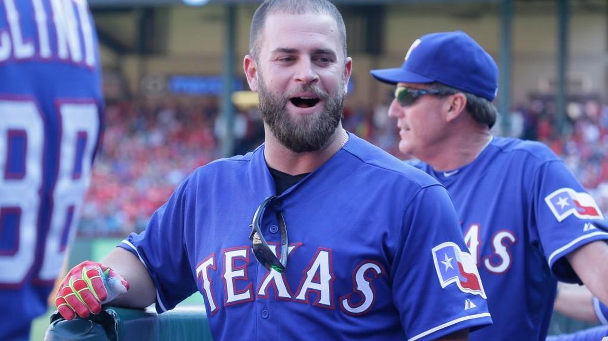 Free-agent Mike Napoli is on the Mariners’ radar as a possible answer to their hole at first base.