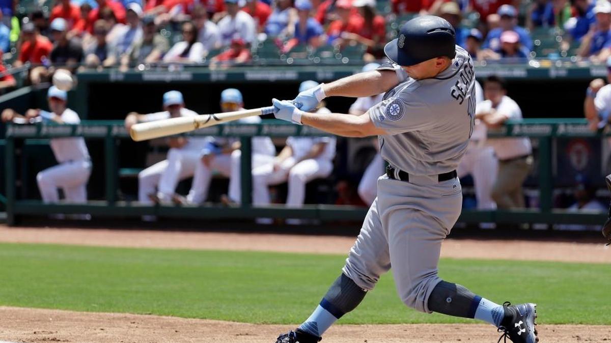Kyle Seager helped the Mariners avoid a weekend sweep in Texas by contributing three run-scoring doubles to Sunday’s victory.