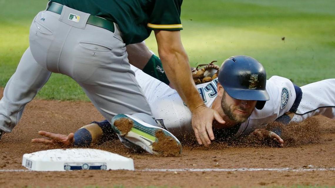Takeaways: More brutal baserunning plagues Mariners in loss to Athletics