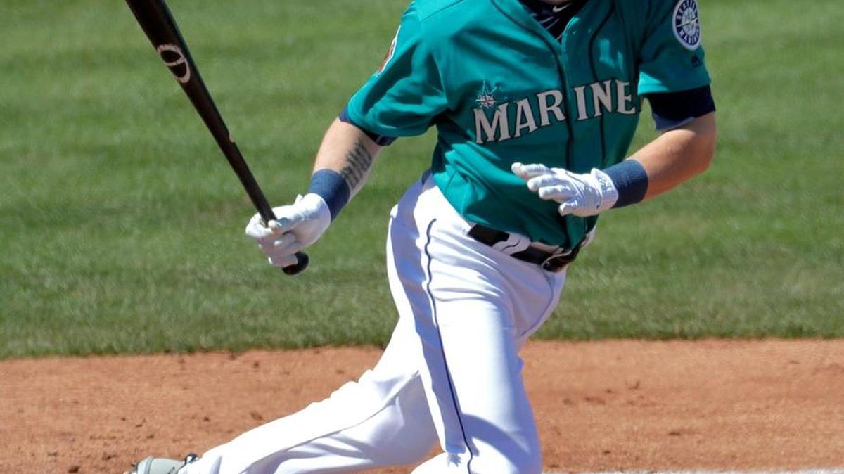 Mariners utilityman Shawn O’Malley was scheduled to undergo an emergency appendectomy Tuesday night after complaining of stomach cramps.