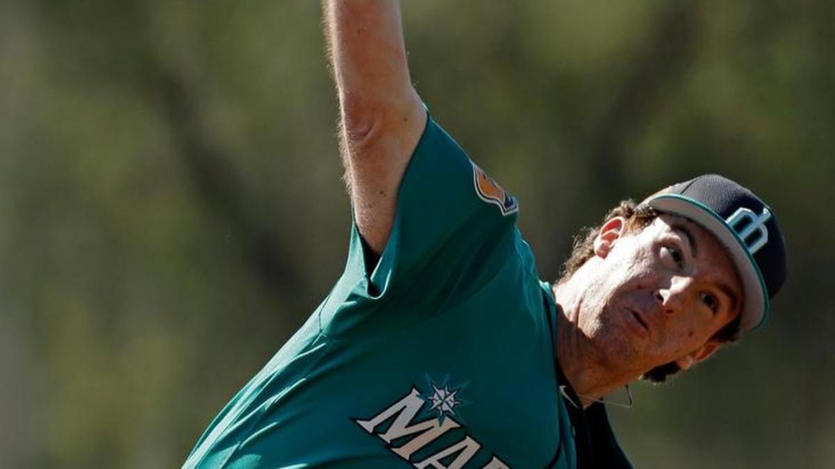 Andrew Moore will make his big-league debut Thursday in the Mariners’ series finale against the Tigers.