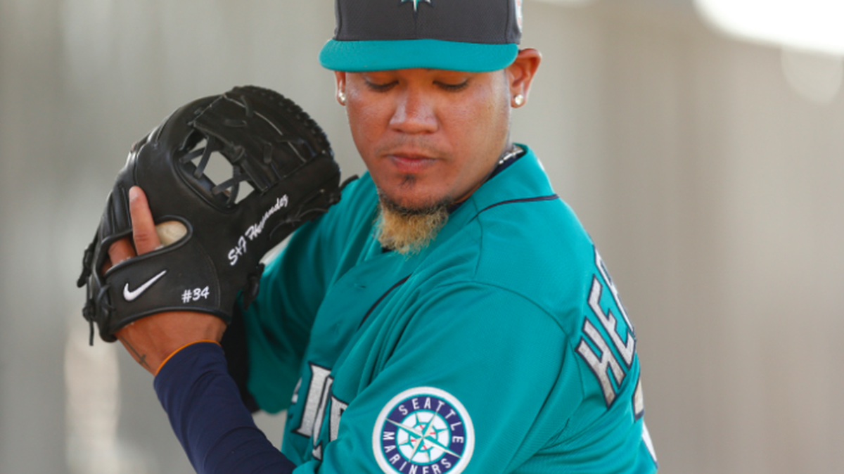 Felix Hernandez pitched six shutout innings Friday against the Chicago White Sox.