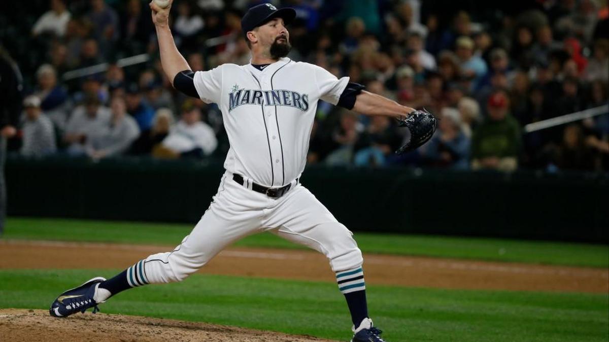 Mariners reliever Nick Vincent faced and retired four hitters Thursday in a 6-3 victory over Texas.