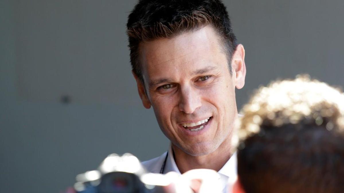 General manager Jerry Dipoto wants to add a veteran starter pitcher to the Mariners’ roster.