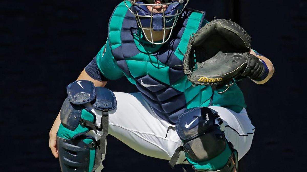 Mike Zunino is again the Mariners’ No. 1 man behind the mask.