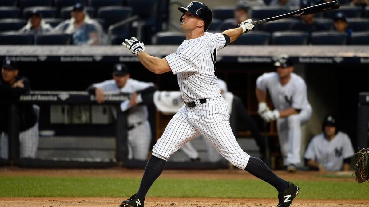 The Mariners, according to reports, have talked to the Yankees about a possible trade for outfielder Brett Gardner.