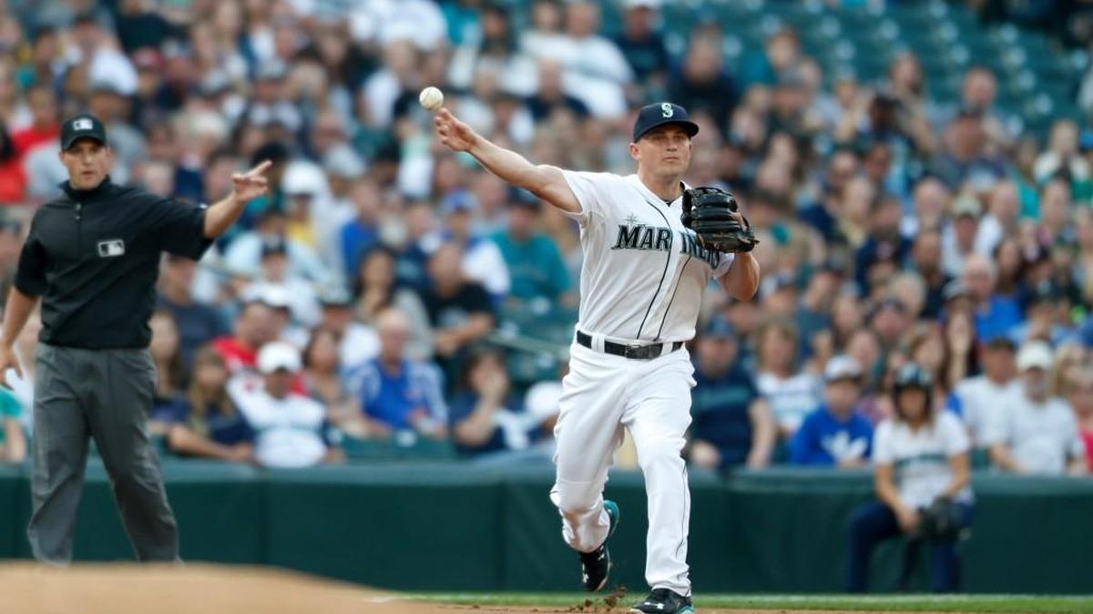 Mariners third baseman Kyle Seager was a Gold Glove winner in 2014, but he isn’t even among the three finalists for this year’s award.