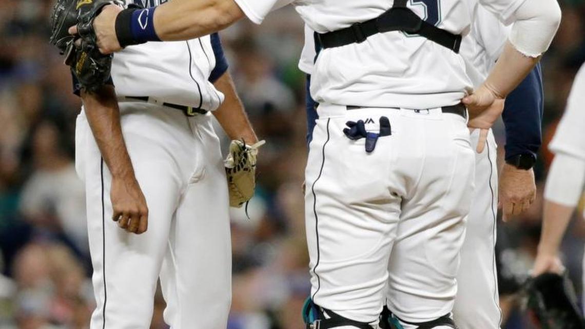Mariners back on the skids after Diaz gives up late run in loss to Athletics