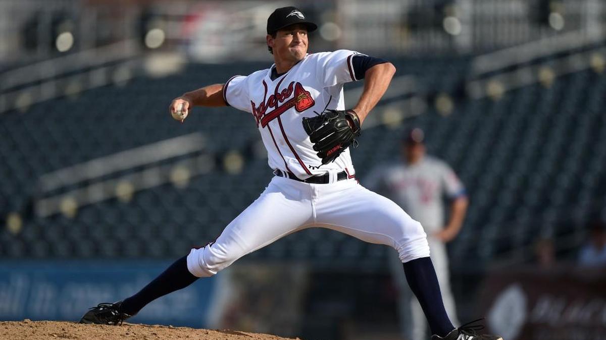 Reliever Ryne Harper, shown here pitching the the Arizona Fall League, joined the Mariners’ bullpen prior to Sunday’s game at Boston.