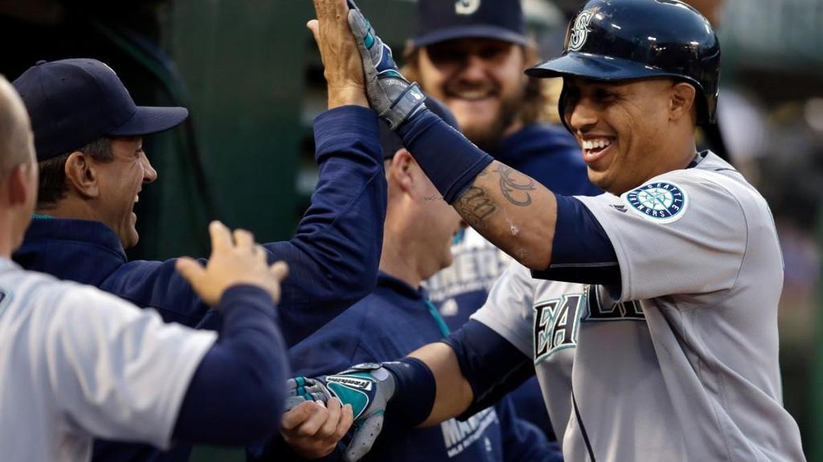 Leonys Martin celebrated in the Mariners’ dugout after hitting a two-run homer in the third inning that opened the scoring.