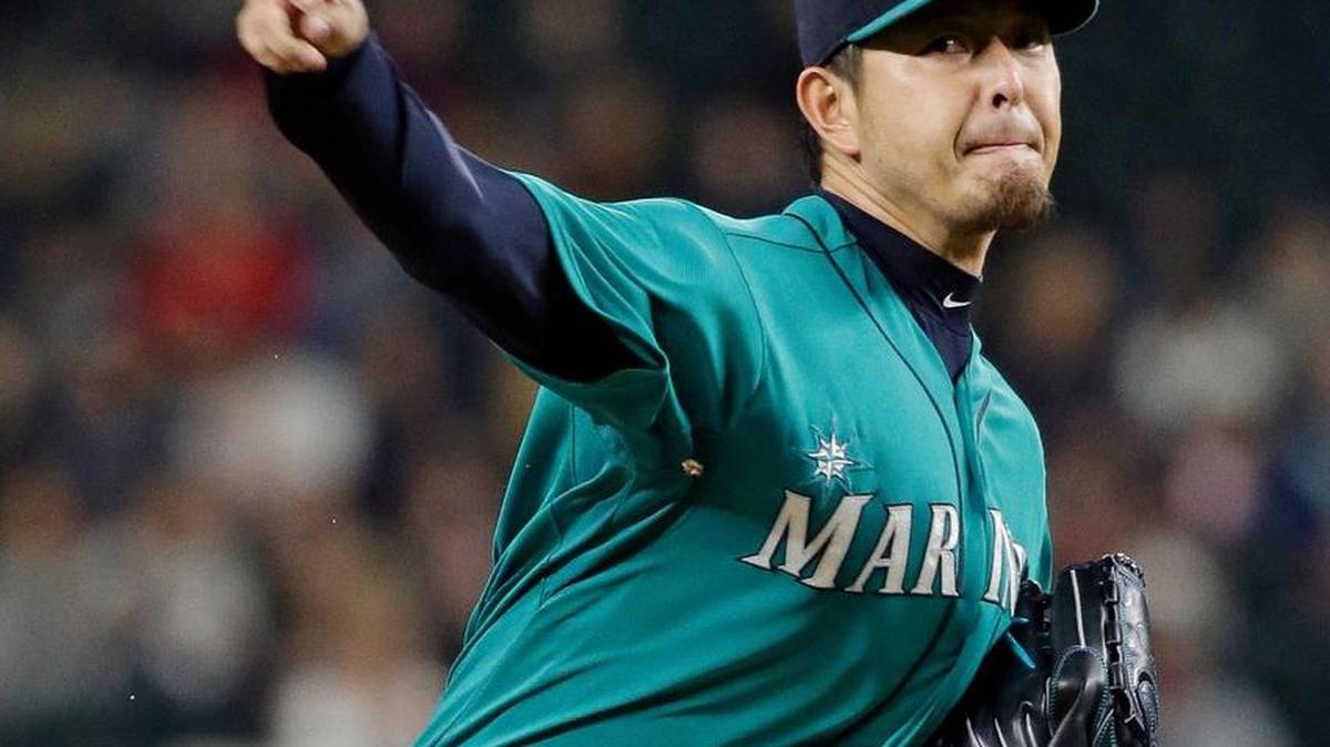 The Dodgers are having second thoughts about their three-year deal with former Mariners pitcher Hisashi Iwakuma after viewing results of his medical examination.