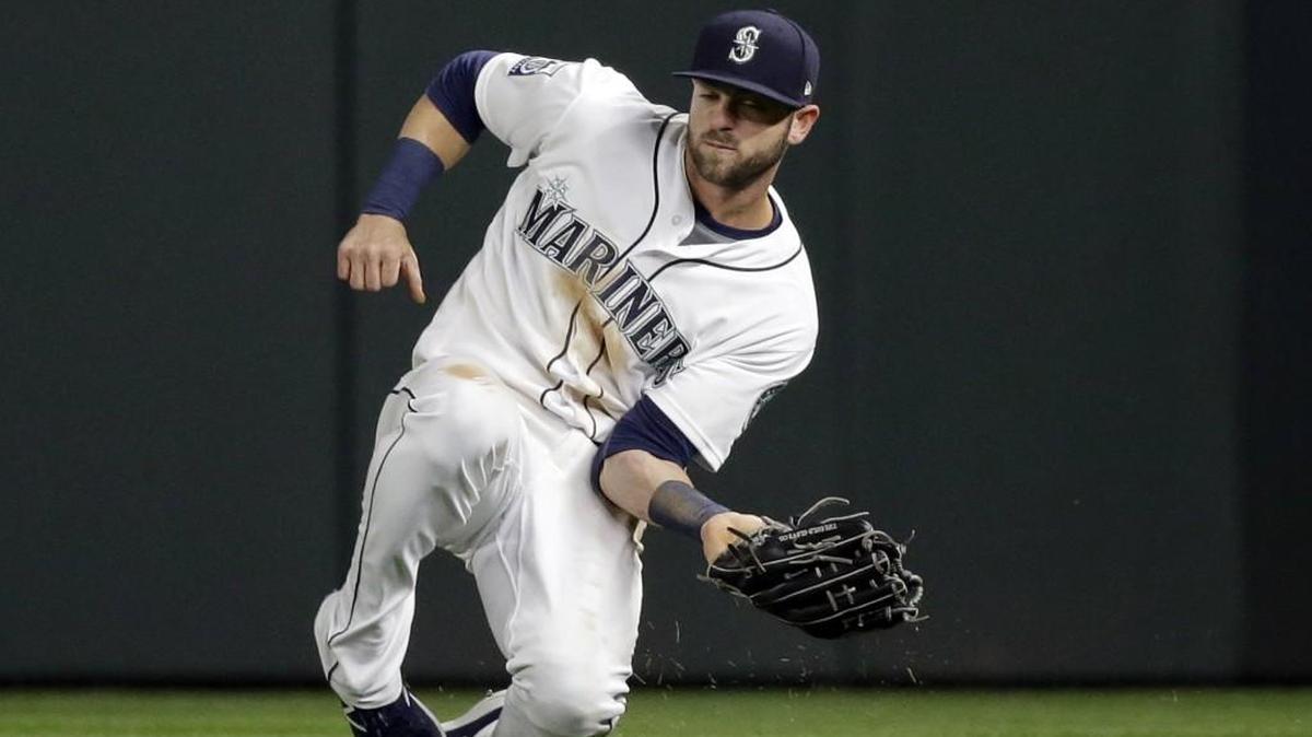 Mitch Haniger returned to the Mariners lineup on Sunday for the first time since April.