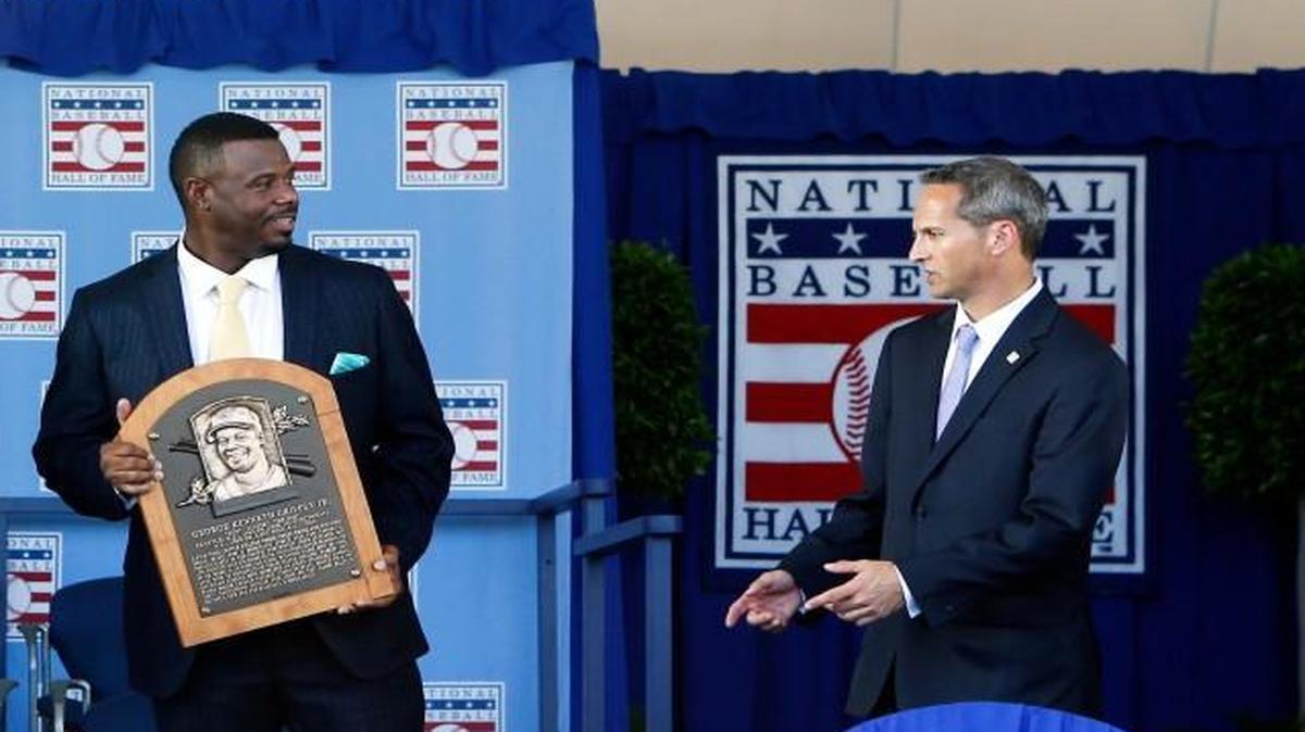 National Baseball Hall of Fame inductees Mike Piazza, left, and Ken Griffey Jr. hold their plaques for photos after the induction ceremony at Clark Sports Center on Sunday, July 24, 2016, in Cooperstown, N.Y.
