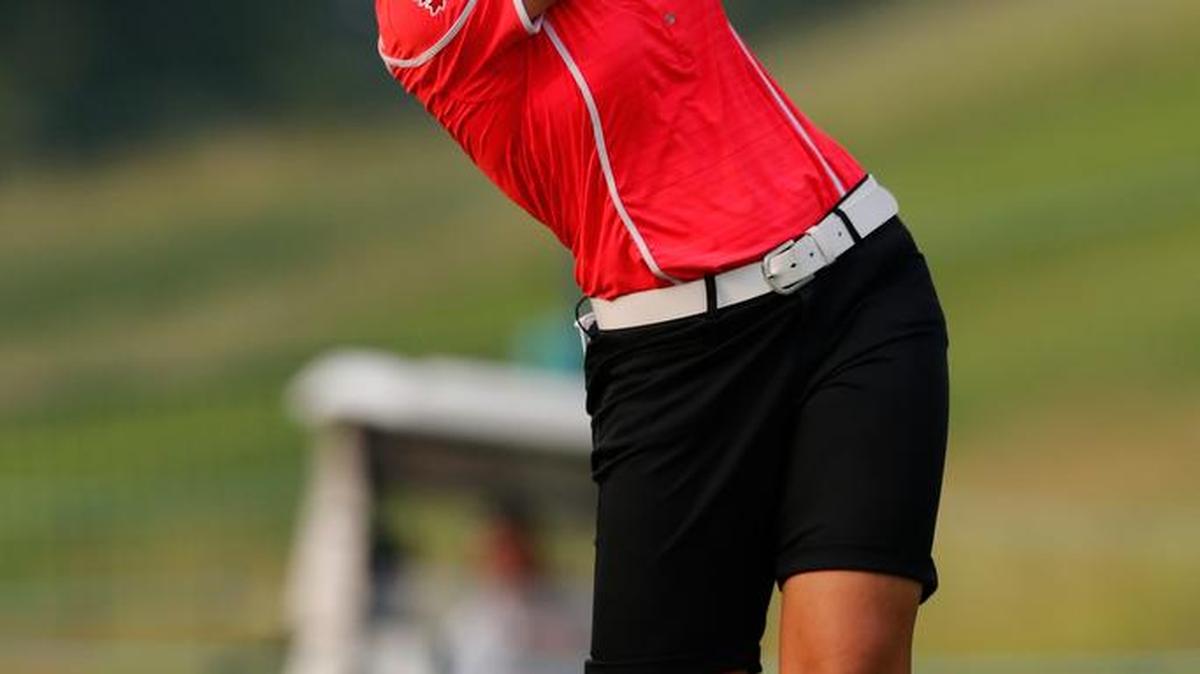 Brooke Henderson says she will go with a gut feeling on which club to use when teeing off. “Driver is normally the best club in my bag, and it definitely gives me an advantage over a lot of the field,” she says.