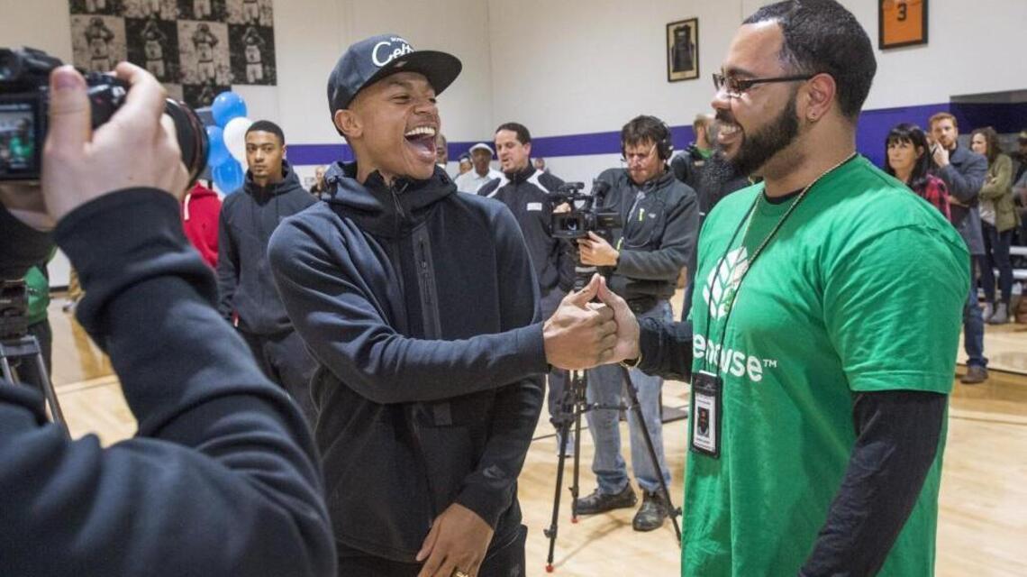 Isaiah Thomas hosts local celebrity tournament starting Friday
