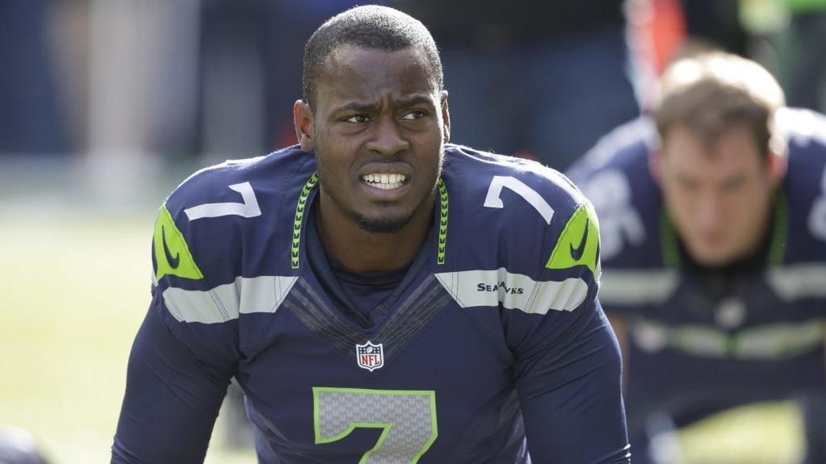 Tarvaris Jackson, the Seahawks’ starting quarterback in 2011 and Russell Wilson’s backup in 2013, ’14 and ’15, died Sunday night in a car accident, his employer at Tennessee State University confirmed to NFL Network. He was 36.
