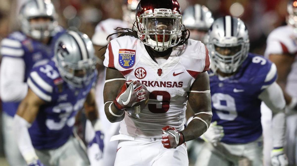 Fifth-round draft choice Alex Collins, a 1,000-yard rusher in three straight seasons for Arkansas, “fits the profile, definitely” for the Seahawks’ style of running the ball, Seattle scout Aaron Highline said.