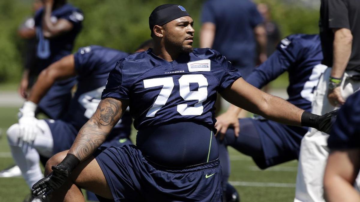 
Seattle Seahawks offensive lineman Garry Gilliam played into the third quarter Friday against Kansas City, as the converted tight end from Penn State continues his transition to right tackle.
