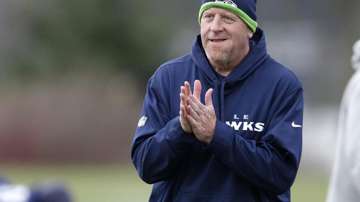 “The biggest thing is, we are developing as a group. Everybody is pulling the same way,” line coach Tom Cable says.