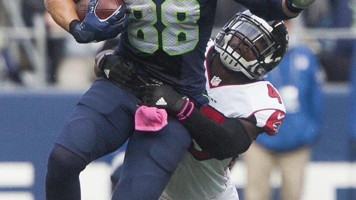 Four days after another productive game in his return from knee surgery, Seahawks tight end Jimmy Graham missed practice with what the team listed as a new hip injury.