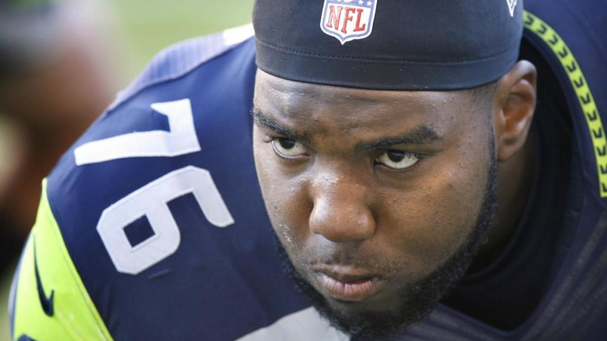 While Russell Okung mulls free-agent offers from the Steelers, Giants, Lions and Seahawks, Seattle has signed a potential contingency or backup at left tackle: former Arizona LT Bradley Sowell.