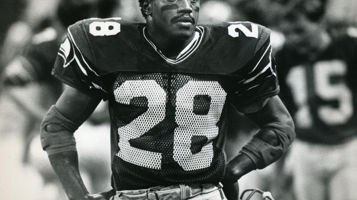 News Tribune columnist Dave Boling’s final story for The News Tribune is incredible. It’s on what three-time Pro Bowl running back Curt Warner and his wife, Ana, have done and endured since he left the game following the 1990 season.