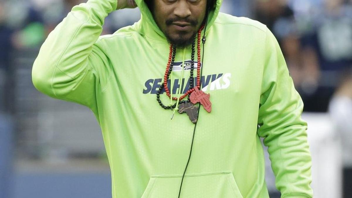 
The Seahawks are taking it until the end of the week to determine whether Marshawn Lynch will be in this again or playing Sunday at Cincinnati.
