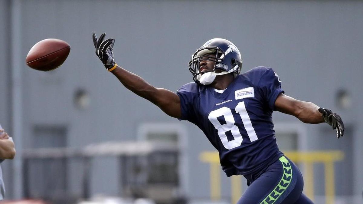
The Seahawks are reportedly about to release wide receiver Kevin Norwood, their fourth-round draft choice from 2014
