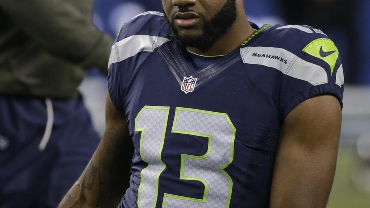 The Seahawks are waiving wide receiver Chris Matthews in news first reported Tuesday by Fox Sports.
