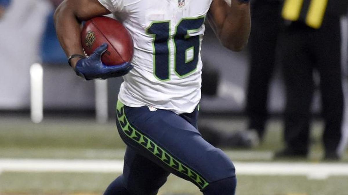 
Rookie Tyler Lockett is doing far more than what the Seahawks drafted him for: returning kicks. He is the third wide receiver in an offense that used him on 58 of 83 snaps in the opening game at St. Louis. He also returned a punt for a touchdown.
