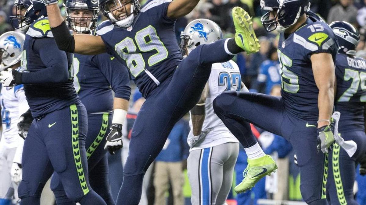 Doug Baldwin has made the Pro Bowl for the first time in his six-year career, giving the Seahawks a team record-tying seven players in Sunday’s all-star game.