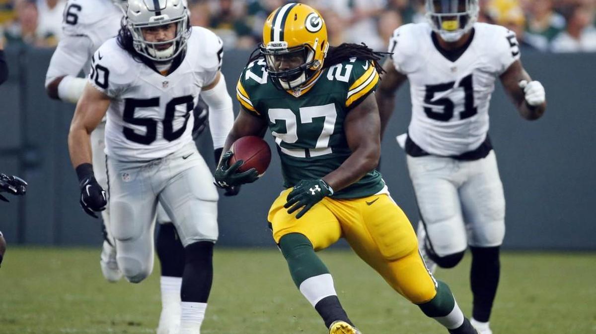 New running back Eddie Lacy, formerly a Green Bay Packer, could earn up to $5.5 million in his one-year contract with the Seahawks. That is, if he stays in shape, makes all weight targets and rushes for 1,200 yards this coming season.
