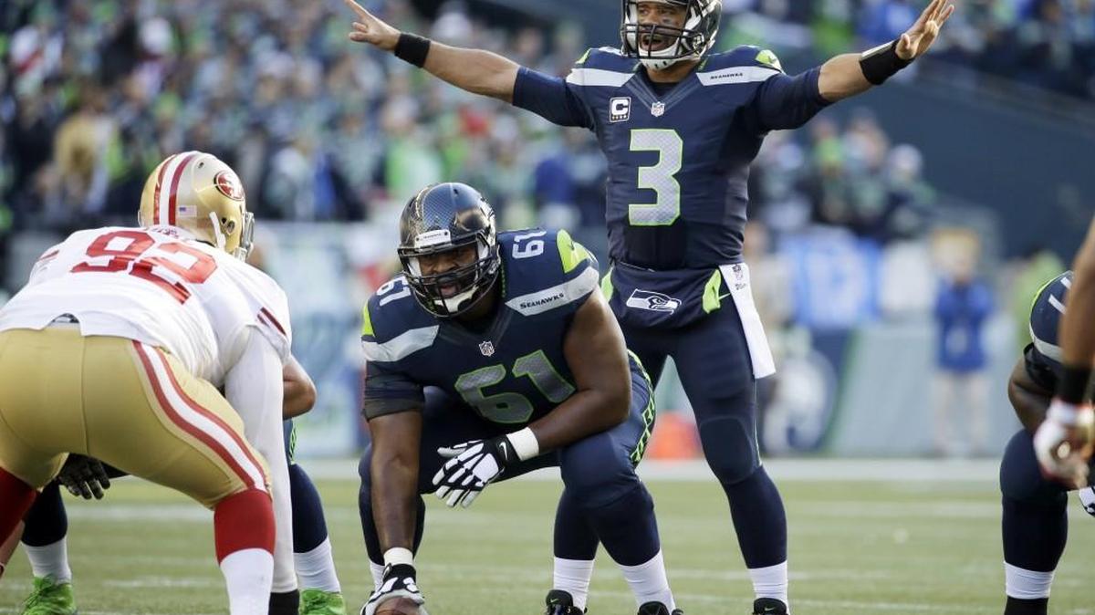 The Seahawks have brought back center Lemuel Jeanpierre after season-long issues at the position.